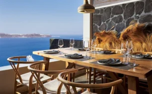 Idol Restaurant Fira Santorini